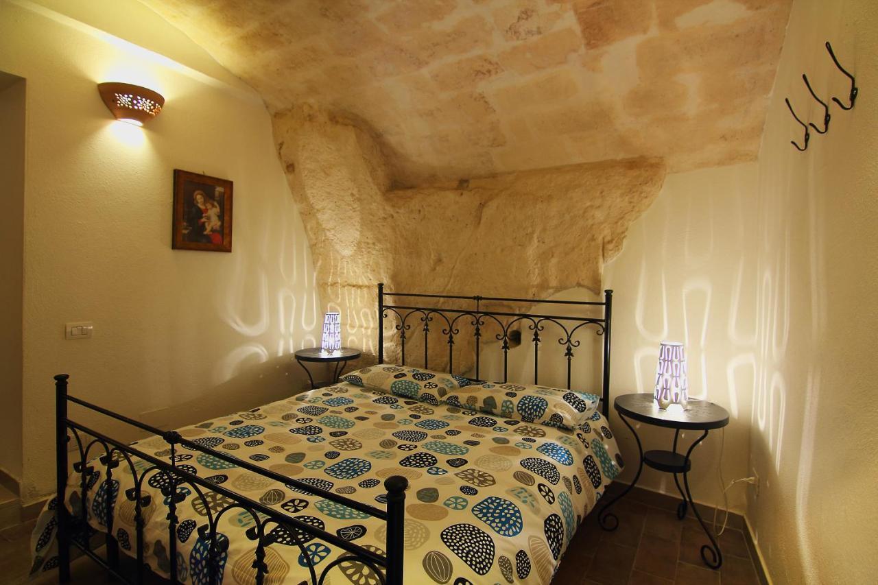 Ostello Dei Sassi - Rooms And Beds Matera Eksteriør bilde